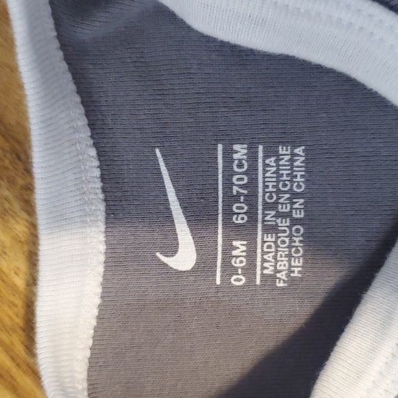 Nike Baby Bodysuit Onesie Dunk You Very Much Size 0-6M - Picture 4 of 6